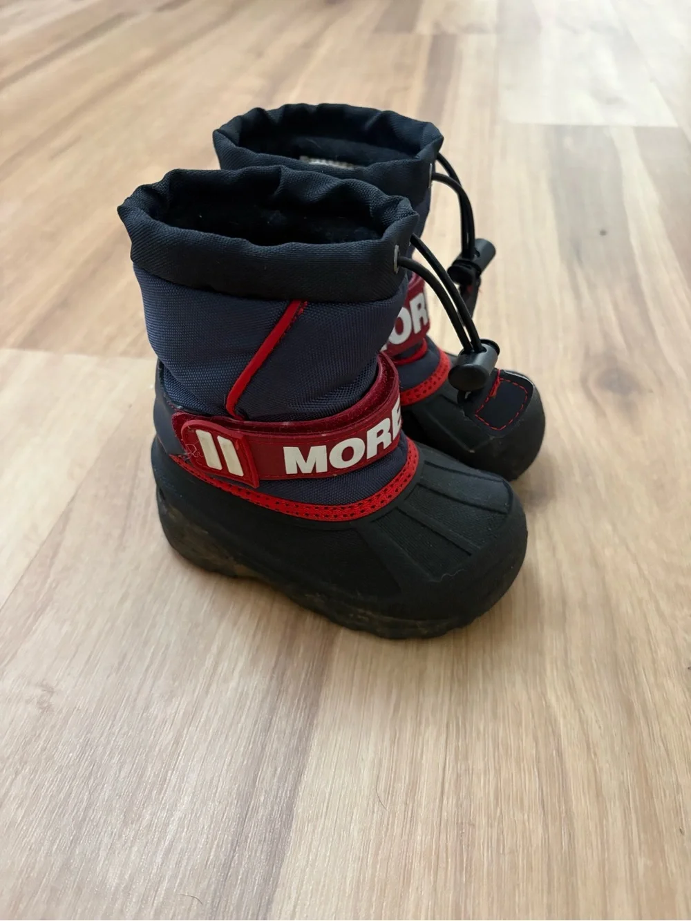 Children's Insulated Winter Boots in Navy and Red